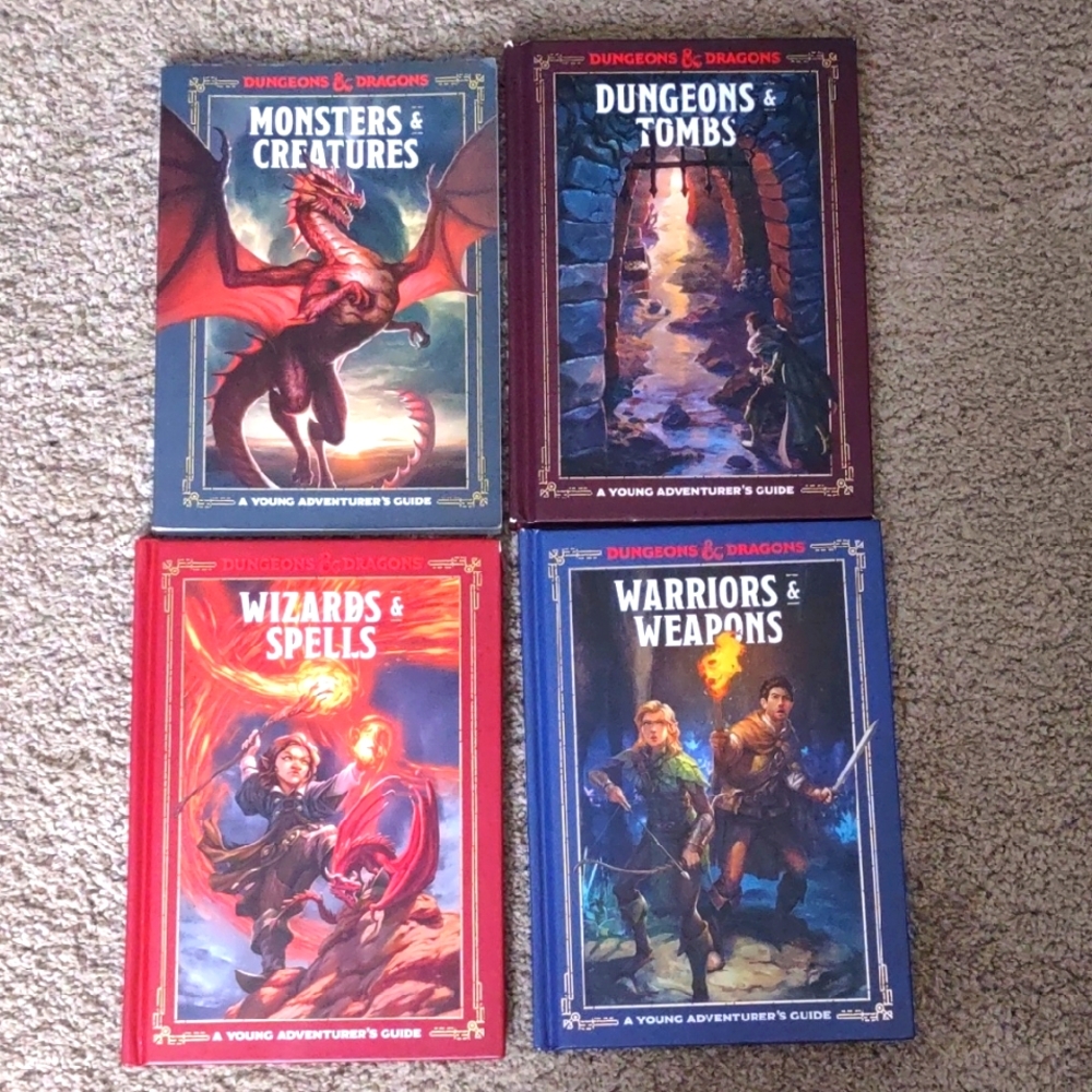 Dungeons And Dragons Books, Young Adventurers Guide, EUC
